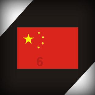 看了韩国街拍才明白：普通“黑色羽绒服”，这么搭配太洋气了！